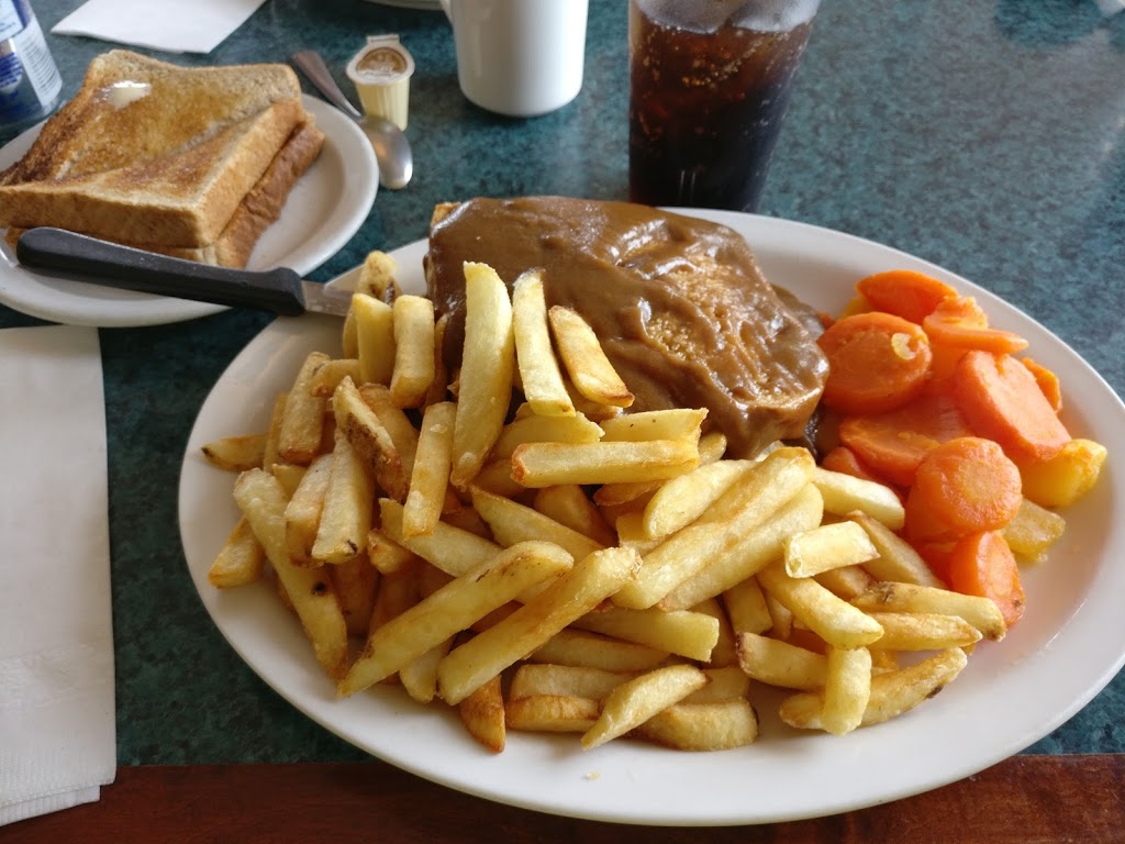 Gourmet Restaurant | 10511 ON-7, Carleton Place, ON K7C 0C4, Canada | Phone: (613) 257-2887