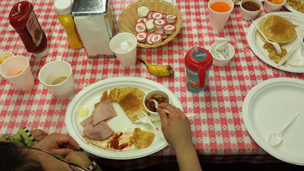 McLachlan Family Maple Syrup & Pancake House | 10279 Lamont Dr, Komoka, ON N0L 1R0, Canada | Phone: (519) 666-1846