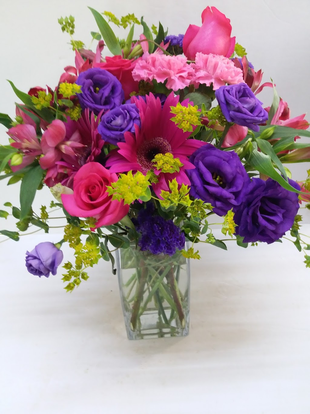 Bayview Fancy Flowers | 1213 Bayview Ave, Toronto, ON M4G 2Z8, Canada | Phone: (647) 347-2566
