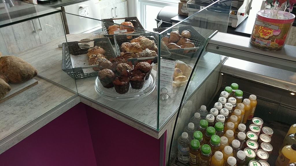 Au Coeur du Pain | 6017 QC-220, Sherbrooke, QC J1R 0L1, Canada | Phone: (819) 933-9888