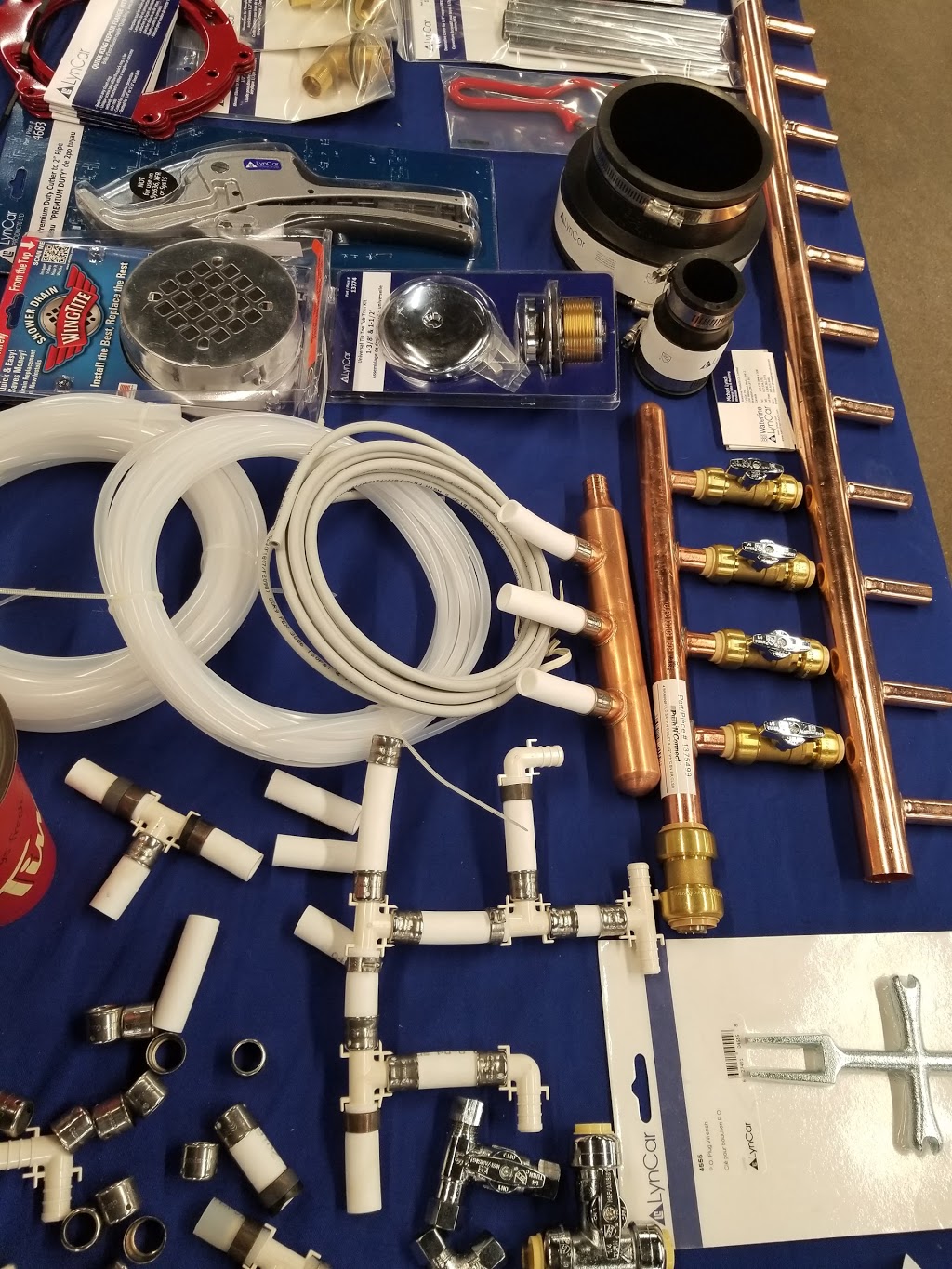 Desco Plumbing & Heating Supply Inc | 1200 Seagrave Rd, Woodstock, ON N4T 0A8, Canada | Phone: (519) 421-1550