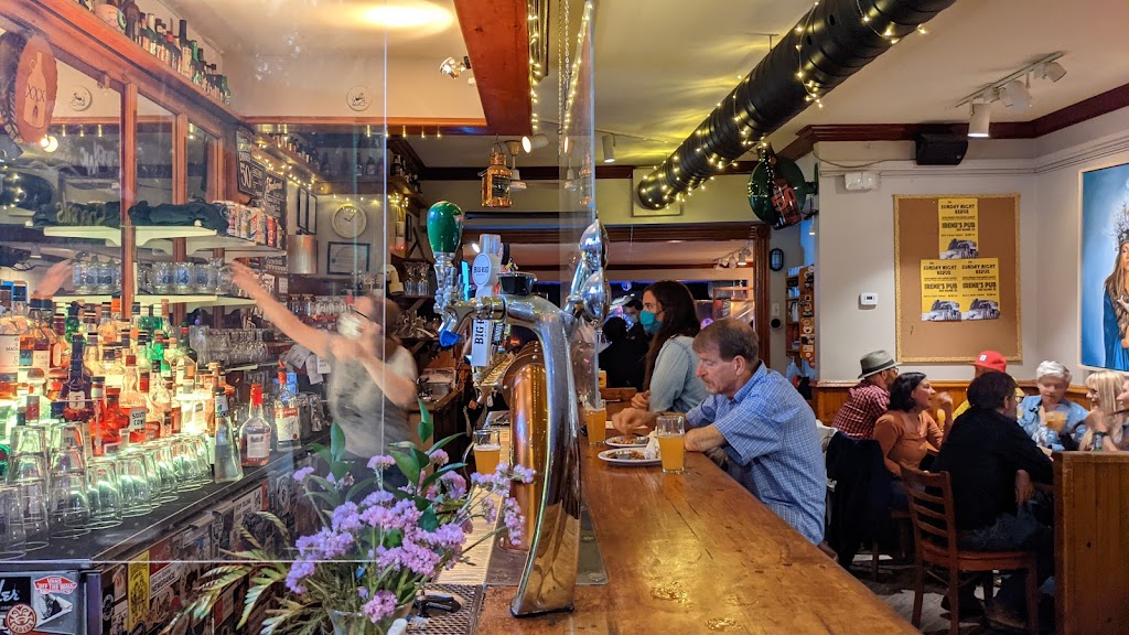 Irenes Pub Restaurant | 885 Bank St, Ottawa, ON K1S 3W4, Canada | Phone: (613) 230-4474