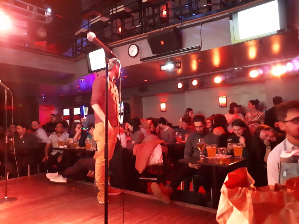 Le Cocktail | 1669 Rue Sainte-Catherine E, Montréal, QC H2L 2J5, Canada | Phone: (514) 597-0814