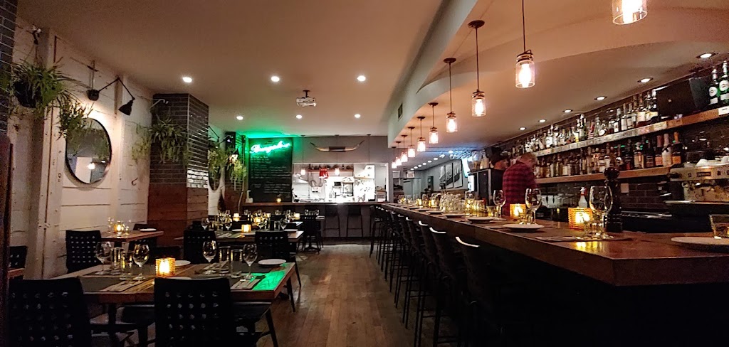 Restaurant Bungalow | 1279 Avenue du Mont-Royal E, Montréal, QC H2J 1Y4, Canada | Phone: (514) 379-1179