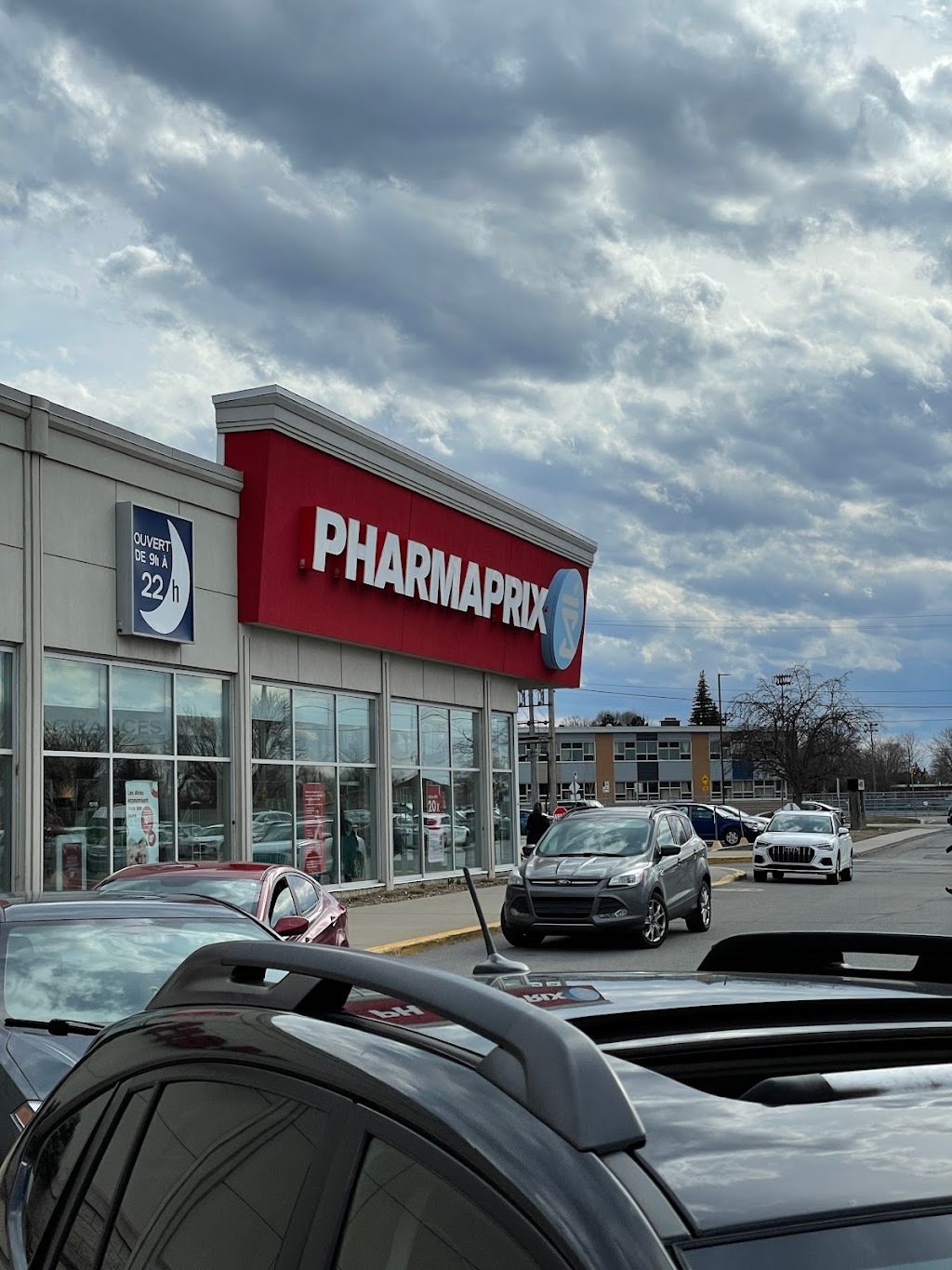 Pharmaprix | 3100 Blvd. de la Concorde E Unit 50 D, Laval, QC H7E 2B8, Canada | Phone: (450) 661-7748