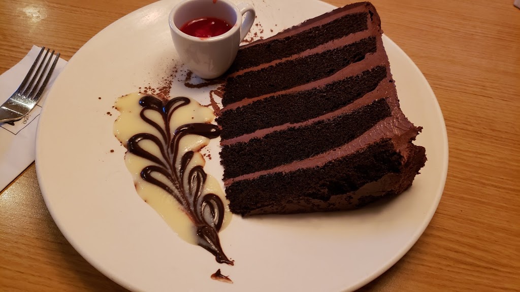 Caffuccino King Est | 1269 Rue King E, Sherbrooke, QC J1G 1E7, Canada | Phone: (819) 791-6006