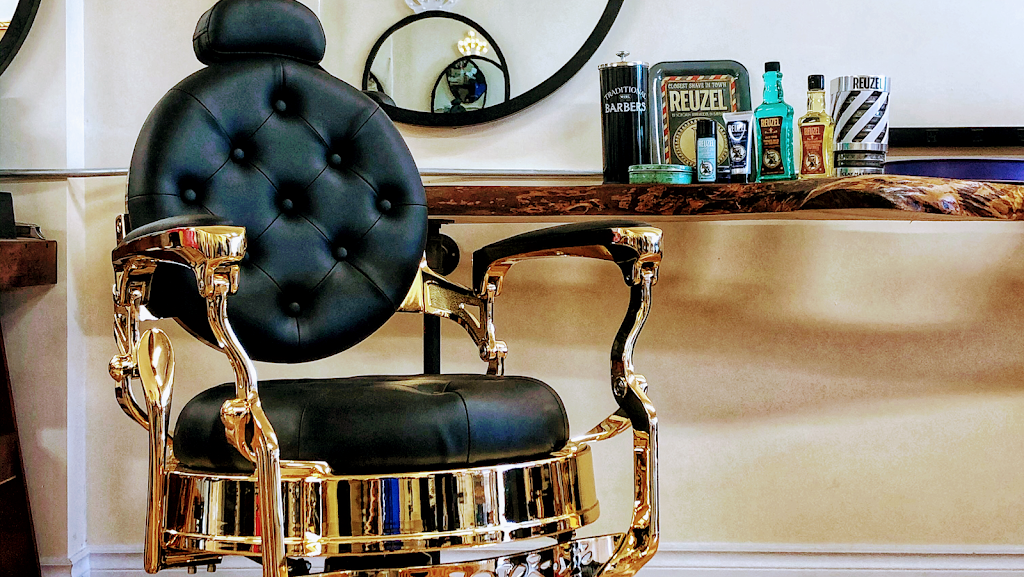 Crown Barber Beauty Midland On | 741 Yonge St, Midland, ON L4R 2E1, Canada | Phone: (705) 245-5000