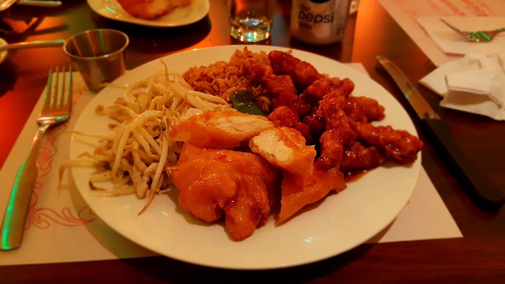 Maison General Tao Granby | 700 Rue Principale, Granby, QC J2G 2Y4, Canada | Phone: (450) 361-0888