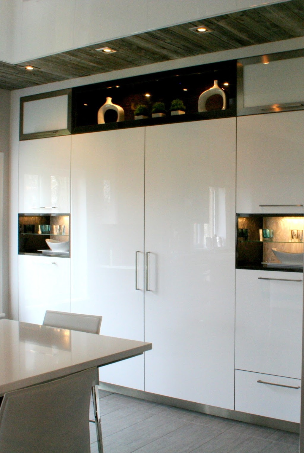 Tremblay Julie Design Inc | 870 Boulevard de lAssomption, Repentigny, QC J6A 7S6, Canada | Phone: (450) 585-1420