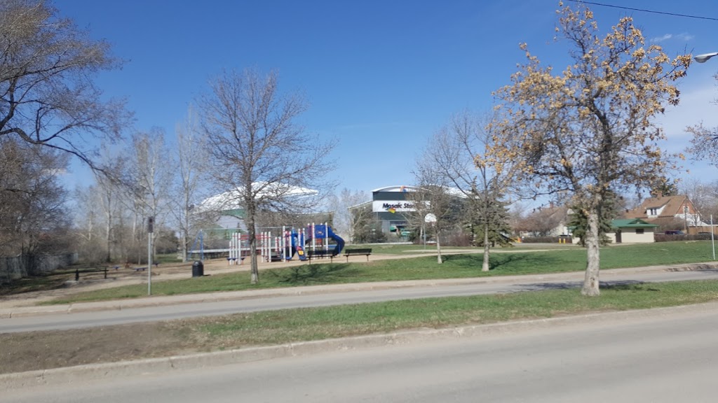 Leslie Park | 3820 Victoria Ave, Regina, SK S4T 1M6, Canada