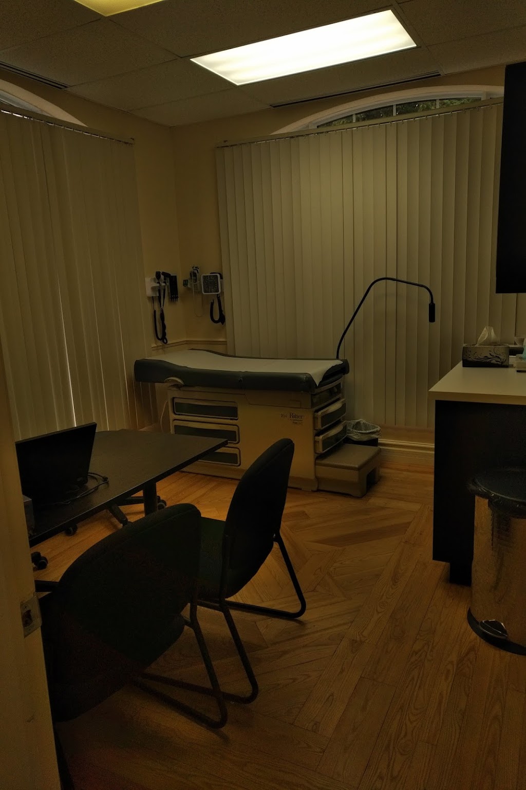 Accès Santé Praticienne | 120 Bd Antonio-Barrette, Notre-Dame-des-Prairies, QC J6E 1E5, Canada | Phone: (450) 386-1600