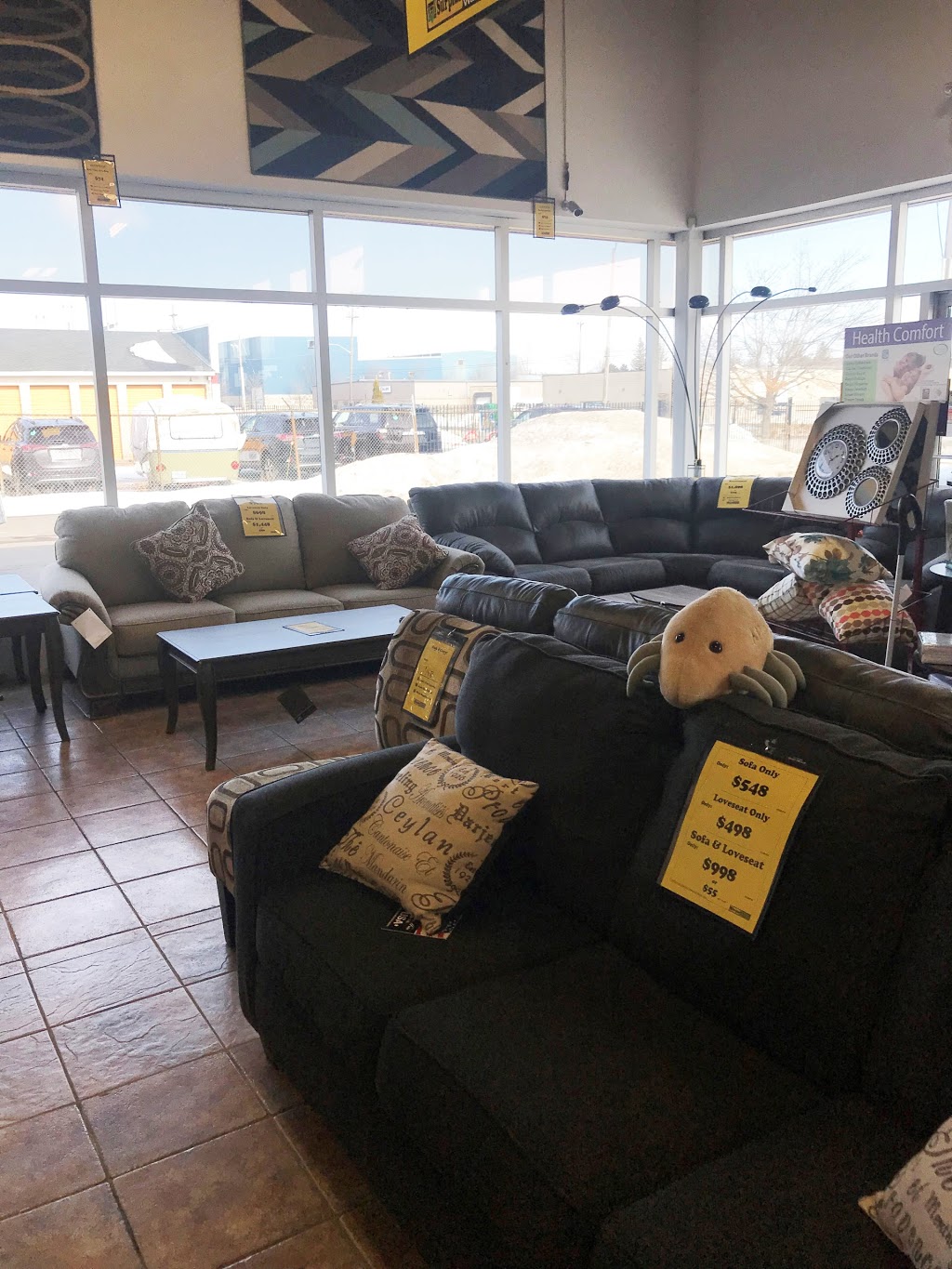 Surplus Furniture & Mattress Warehouse | 155 Lynden Rd #6, Brantford, ON N3R 8A7, Canada | Phone: (519) 304-2790
