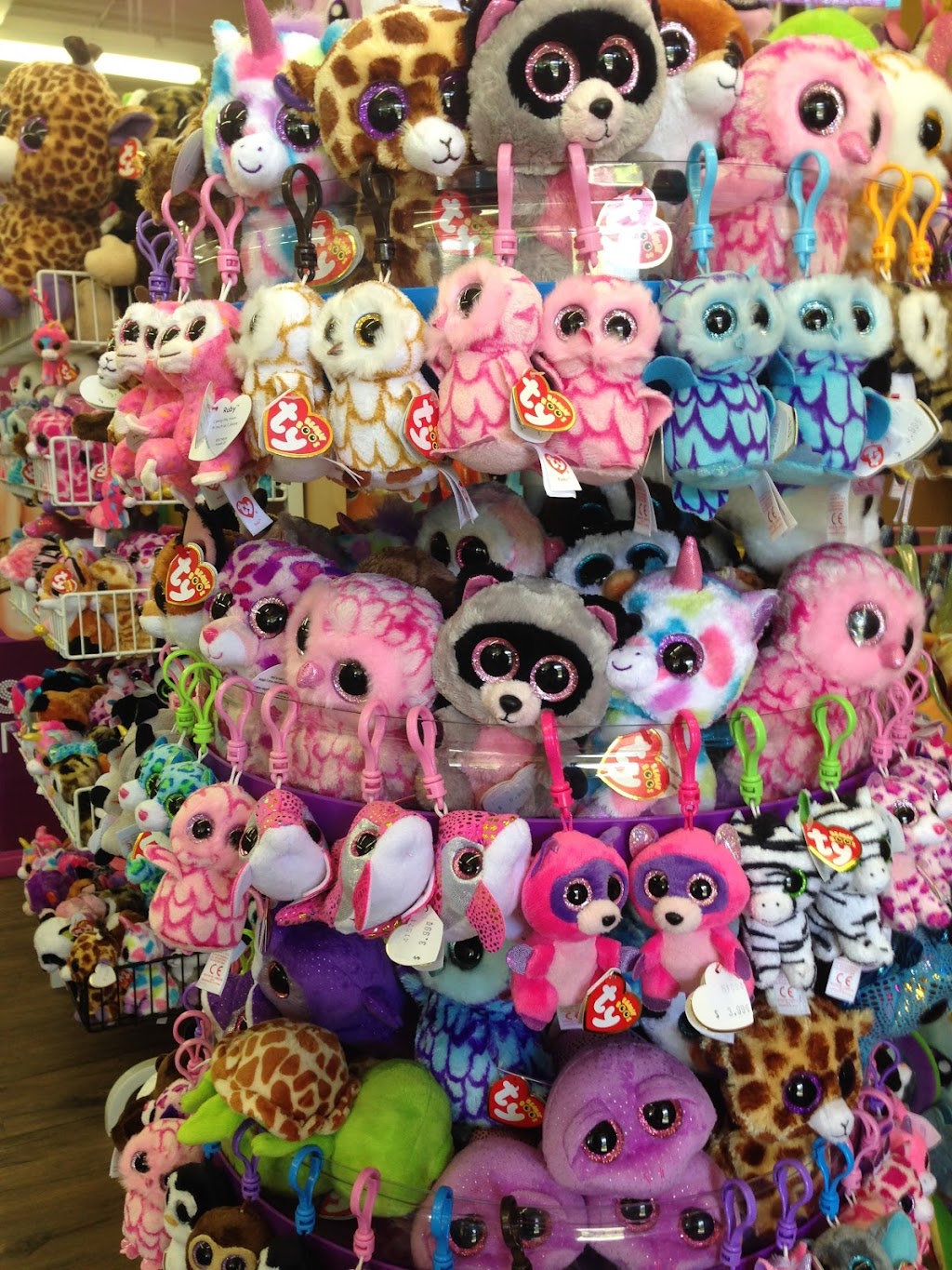 The Sandcastle Shop Toys & Candy (Seasonal Spring - Fall) | Shoppers Mall, 17 Green Ave Unit 3, Falcon Lake, MB R0E 0N0, Canada | Phone: (204) 797-7995