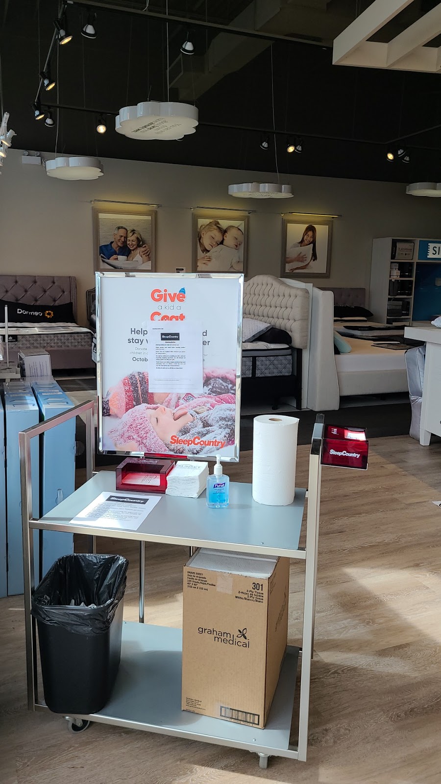 Sleep Country Canada | 5980 McLaughlin Rd, Mississauga, ON L5R 3X9, Canada | Phone: (905) 501-0233