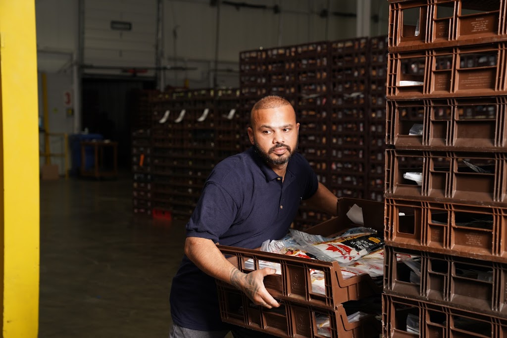 Dedicated Freight | 44 Clayson Rd, North York, ON M9M 2G7, Canada | Phone: (416) 633-6888