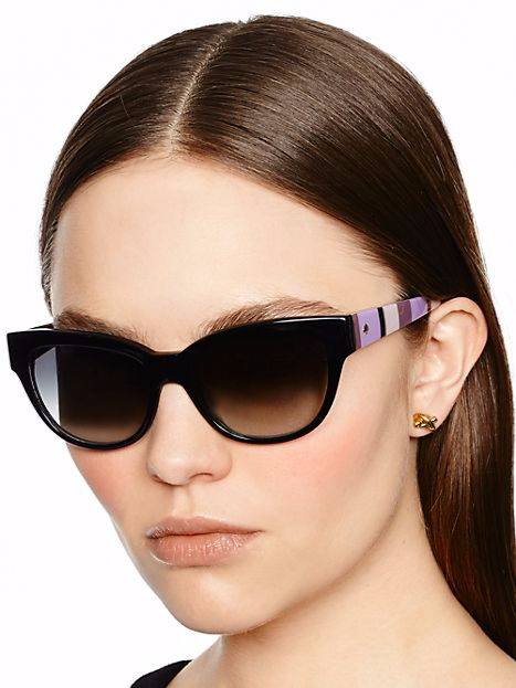 artSEE Eyewear | 2265 Oak Bay Ave, Victoria, BC V8R 1G6, Canada | Phone: (250) 595-2773