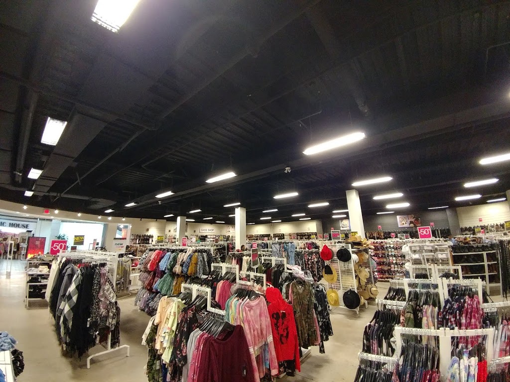 Ardene | 500 Rexdale Blvd, Etobicoke, ON M9W 6K5, Canada | Phone: (416) 637-1601