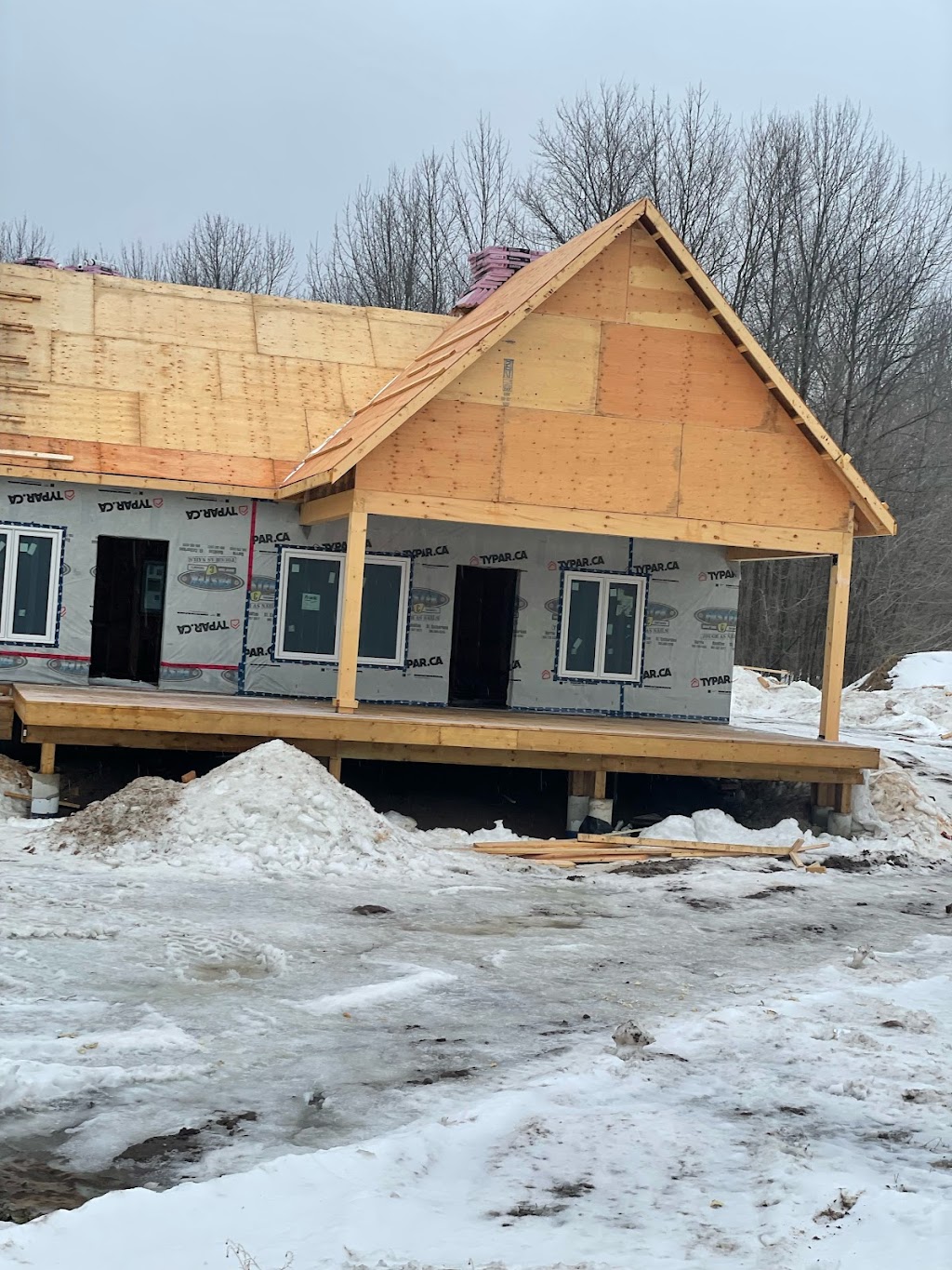 Big Kahuna Contracting | 8016 ON-11, Orillia, ON L3V 6H3, Canada | Phone: (705) 329-4949