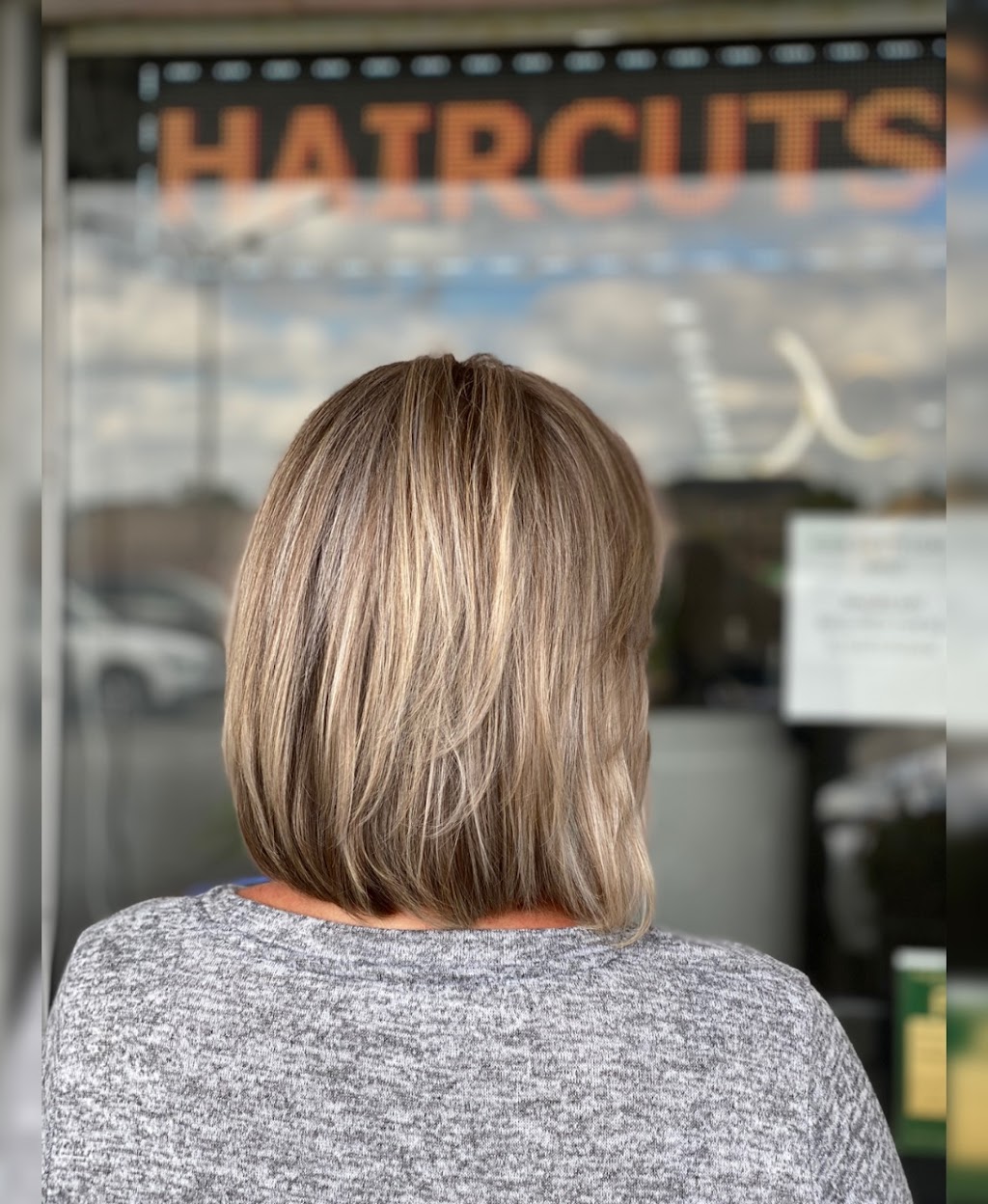 Unica Hair & Beauty Salon | 128 Queen St S Unit #5, Mississauga, ON L5M 1K8, Canada | Phone: (905) 826-1656