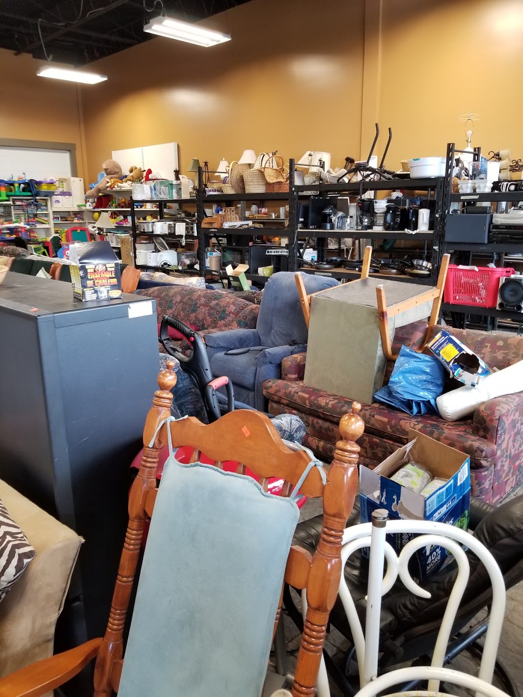 Salvation Army | 815 Boulevard Wilfrid-Hamel, Québec, QC G1M 2R6, Canada | Phone: (418) 641-0050