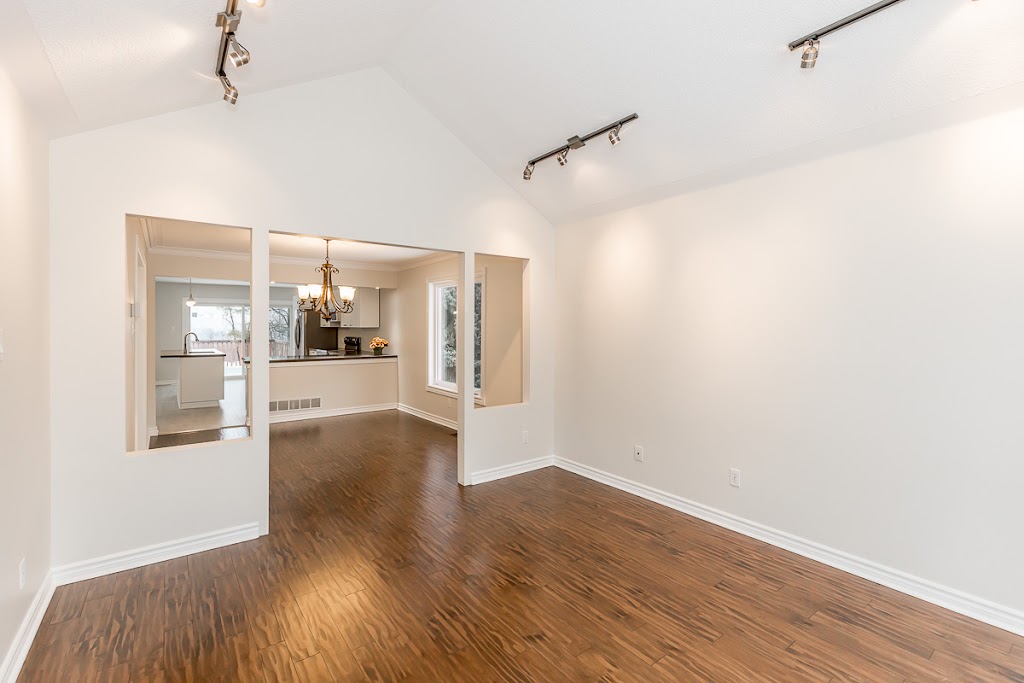 Painting Pro | 48 Nicklaus Dr, Barrie, ON L4M 6V8, Canada | Phone: (647) 573-8462