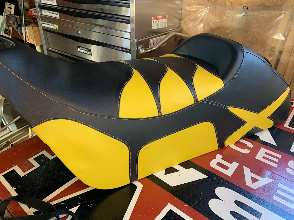 JJs Marine Upholstery | 1046 Simcoe County Rd 124, Singhampton, ON N0C 1M0, Canada | Phone: (705) 441-1651
