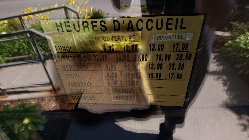 Clinique Dentaire Boudreau Julie | 267 Boulevard St Michel, Dolbeau-Mistassini, QC G8L 4P7, Canada | Phone: (418) 276-5551