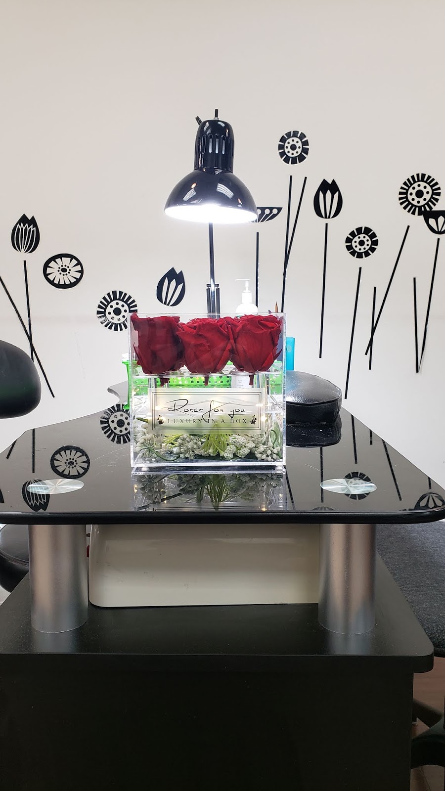 Roses for You | 87 Peter St, Toronto, ON M5V 0P1, Canada | Phone: (647) 800-1142