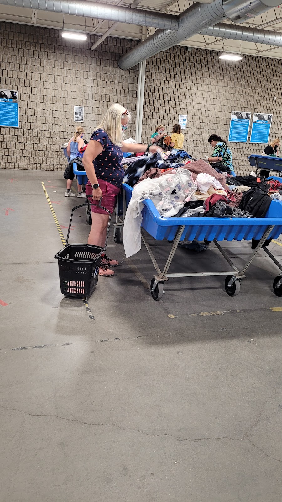 Goodwill Outlet Store & Donation Centre | 3410 White Oak Rd, London, ON N6E 2Z9, Canada | Phone: (519) 685-5389
