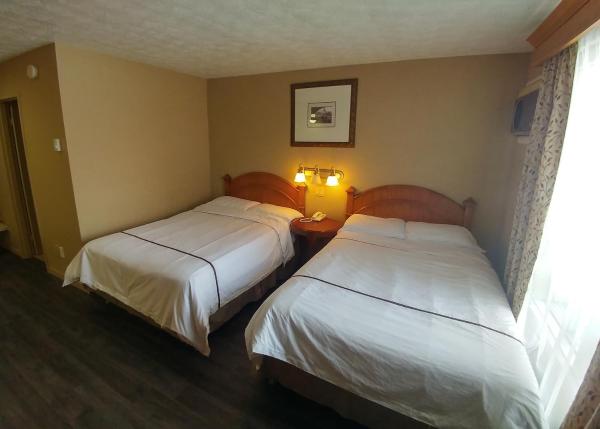 Motel Granby | 1085 Rue Principale, Granby, QC J2J 1Z4, Canada | Phone: (450) 378-6966