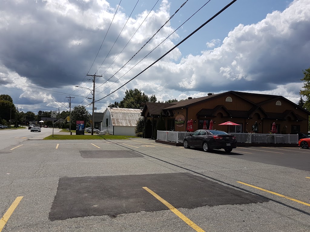 Restaurant La Maison du Verger | 6645 Route Louis-S.-Saint-Laurent, Compton, QC J0B 1L0, Canada | Phone: (819) 835-9420