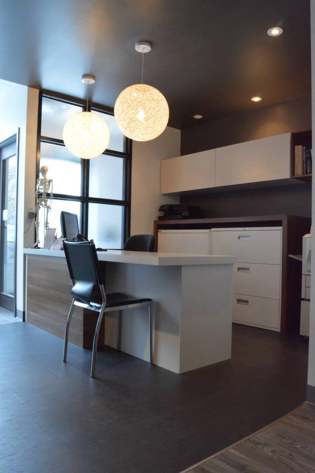 Clinique De Massotherapie Et D | 643 Rue Adoncour, Longueuil, QC J4G 2M6, Canada | Phone: (450) 647-1133