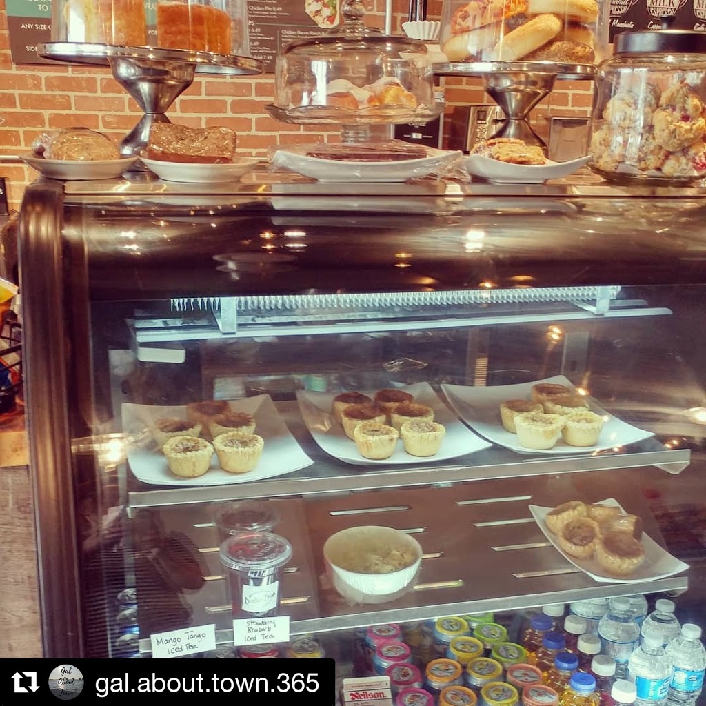 Creative Bean | 750 Big Bay Point Rd, Barrie, ON L4M 4S6, Canada | Phone: (705) 737-2722