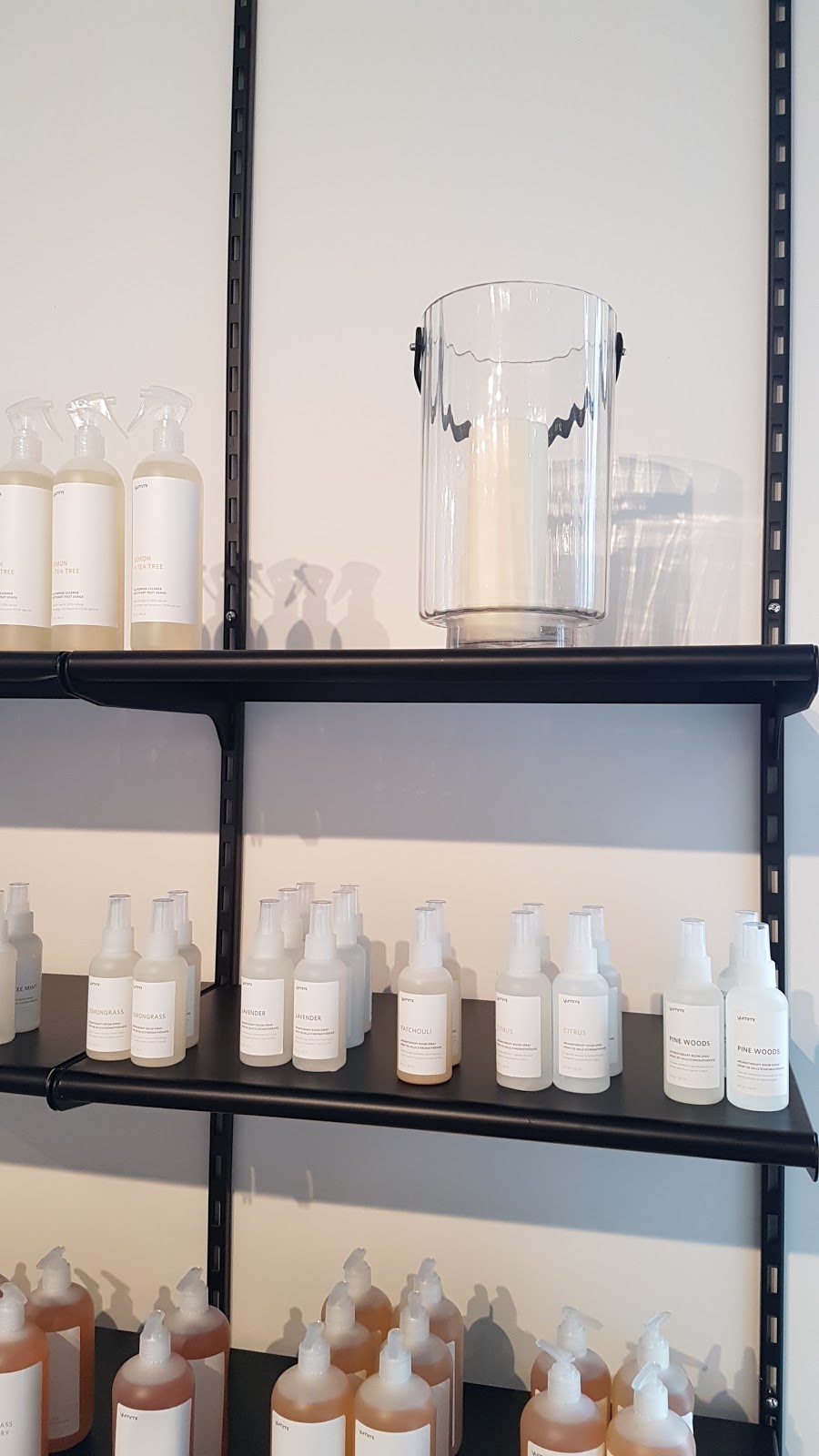 Yummi Candles ® Mississauga | 1331 Blundell Rd, Mississauga, ON L4Y 1M6, Canada | Phone: (905) 273-3682