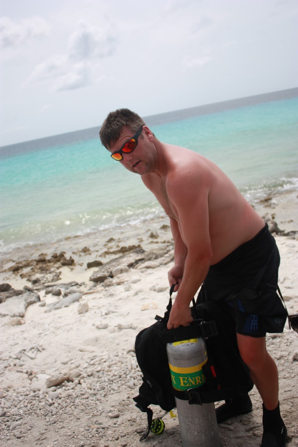 double down divers | 88 Yonge St N, Elmvale, ON L0L 1P0, Canada | Phone: (705) 826-3696