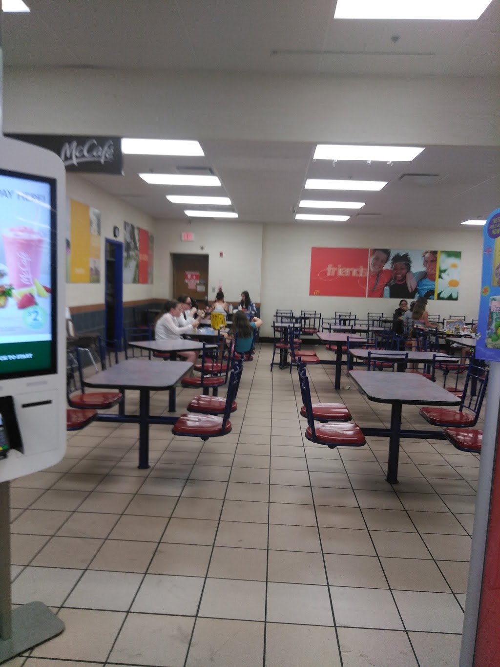 McDonalds | 1280 Steeles Ave E, Milton, ON L9T 6R1, Canada | Phone: (905) 875-4943