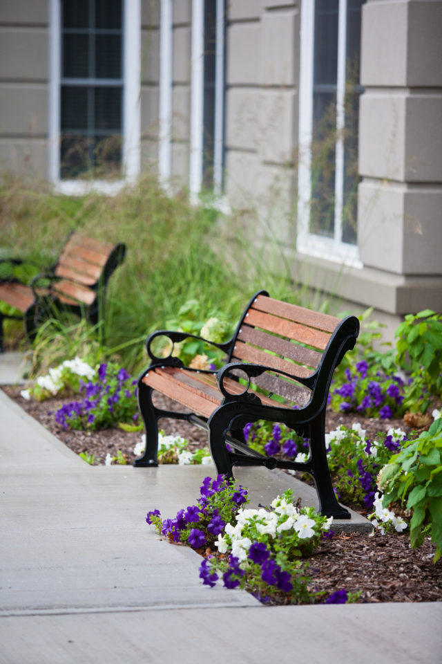 Adelaide Place Senior Living Community | 81 Albert St S, Lindsay, ON K9V 0N9, Canada | Phone: (705) 340-4000