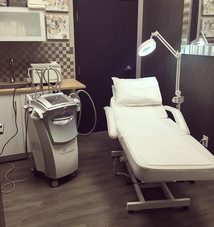 MCI Cosmetic Clinic | 200 Windflower Gate Unit 700, Woodbridge, ON L4L 9L3, Canada | Phone: (905) 856-2100 ext. 205