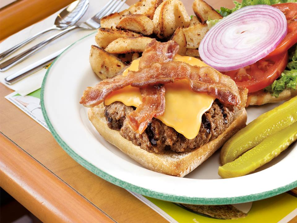 Cora déjeuners 1333 Route de l'Aéroport, L'AncienneLorette, QC G2G