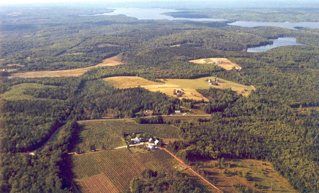 Lunenburg County Winery | 813 Walburne Rd, Mahone Bay, NS B0J 2E0, Canada | Phone: (902) 644-2415