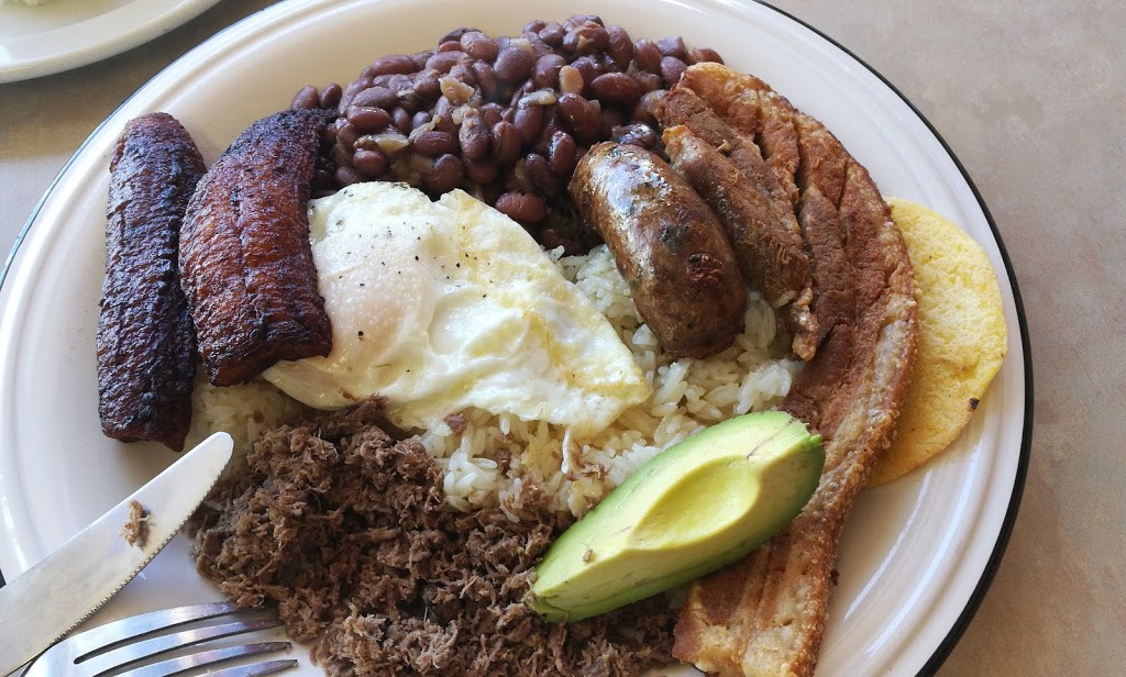 El Inka Deli | 3826 Sunset St, Burnaby, BC V5G 1T3, Canada | Phone: (604) 434-4545