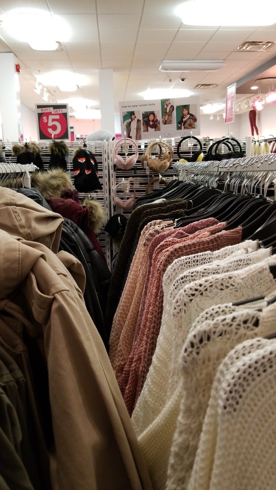 Ardene | 550 King St N H6, Waterloo, ON N2L 5W6, Canada | Phone: (519) 746-7160