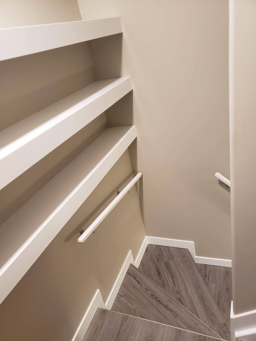 Square Win Basements | 122 Springwood Way, Spruce Grove, AB T7X 0S7, Canada | Phone: (587) 988-8780