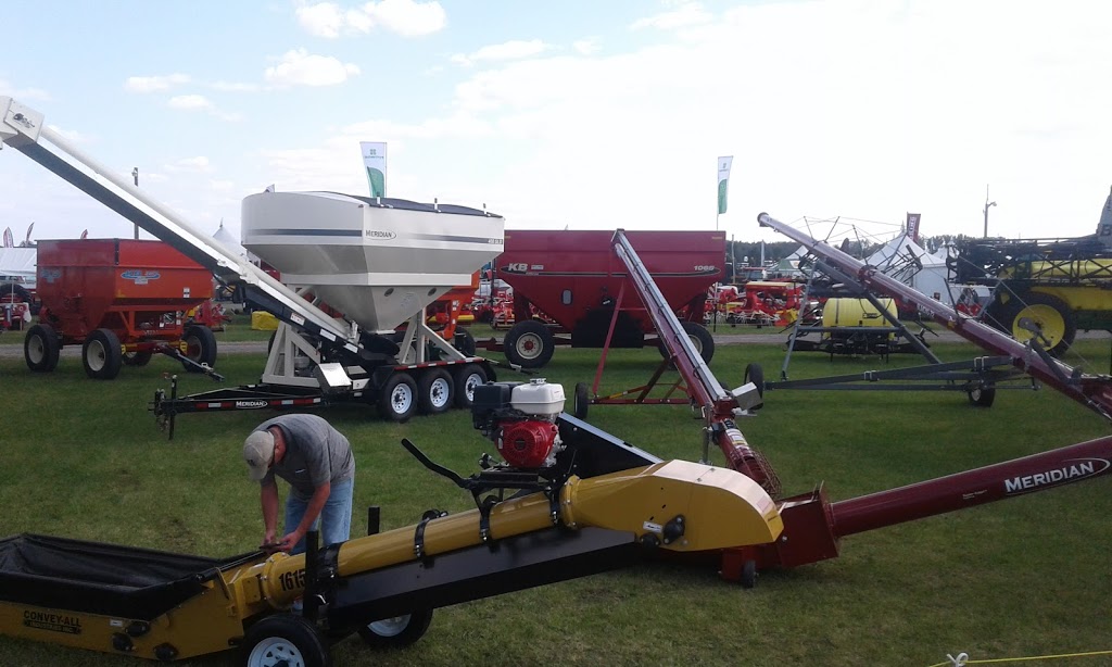 Expo-Champs | 124 Rang Charlotte, Saint-Liboire, QC J0H 1R0, Canada | Phone: (450) 771-1226