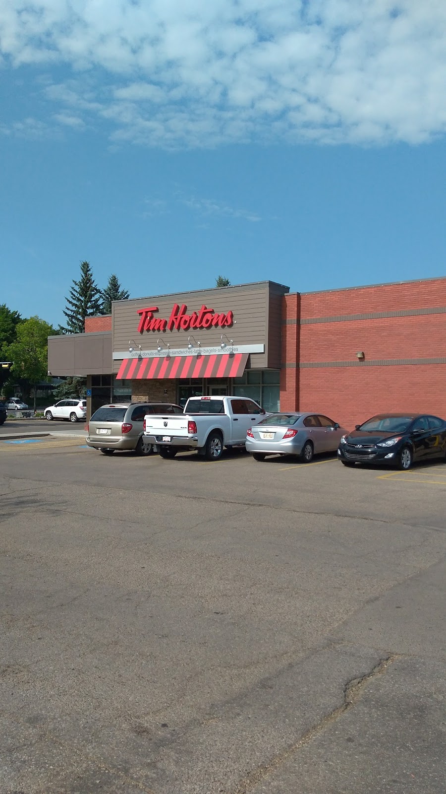 Gateway Village Shopping Centre | 2 Hebert Rd, St. Albert, AB T8N 5T8, Canada