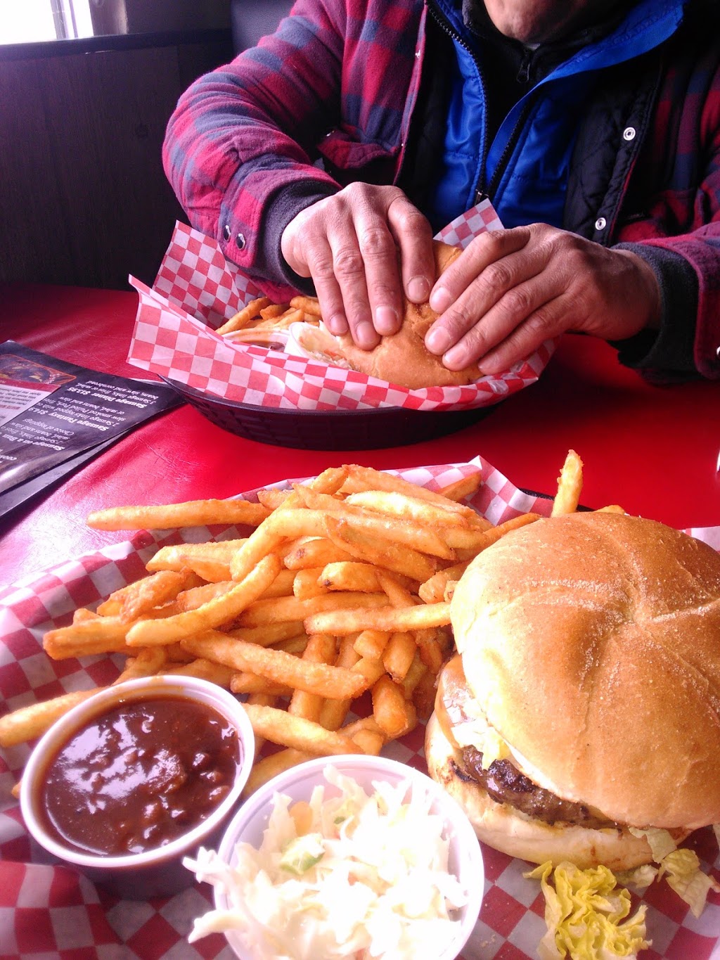 Big Bone BBQ | 1 Church St, Keswick, ON L4P 3E9, Canada | Phone: (905) 535-2663