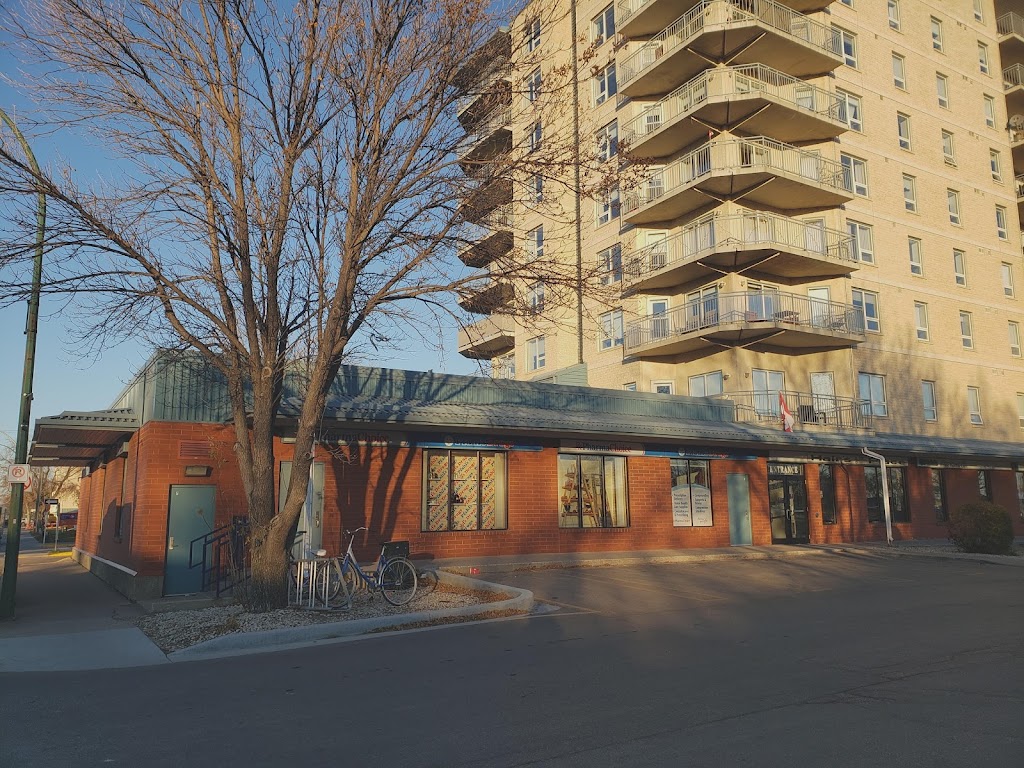 Pfahls Drugs Ltd | 320 6 St #215, Winkler, MB R6W 4B1, Canada | Phone: (204) 325-8201