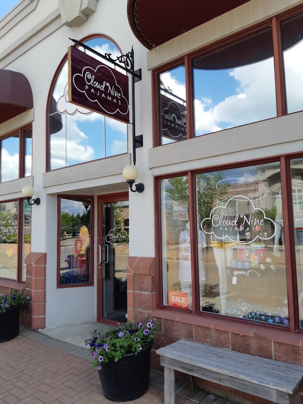 Cloud Nine Pajamas (St.Albert) | 44 St Thomas St #6, St. Albert, AB T8N 6N8, Canada | Phone: (780) 569-5321
