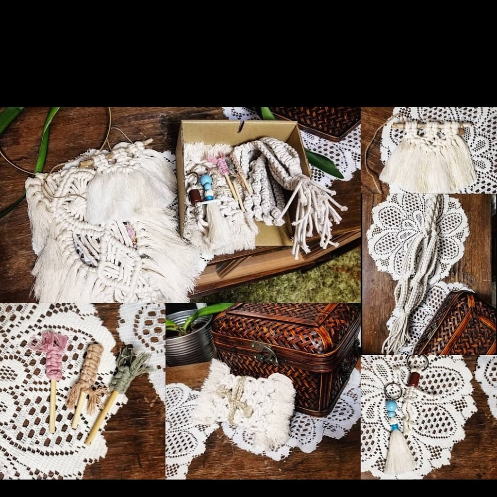Handcrafted by Kyla | 1090 6 Ave NW, Moose Jaw, SK S6H 4A4, Canada | Phone: (306) 690-9333