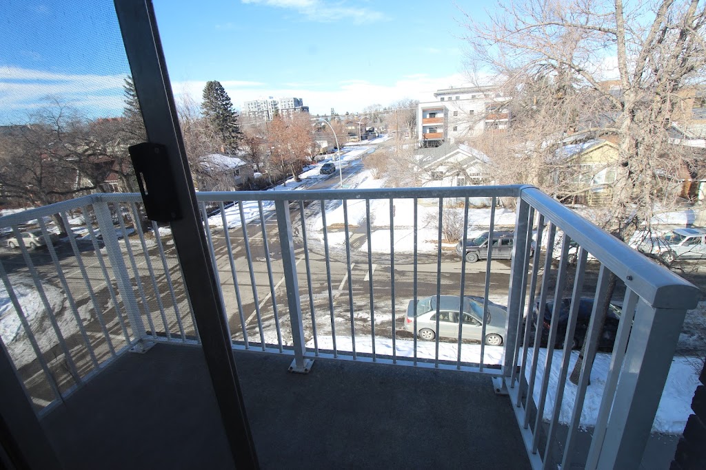 North Hill Manor Apartments | 305 13 Ave NE, Calgary, AB T2E 1C1, Canada | Phone: (403) 827-2596